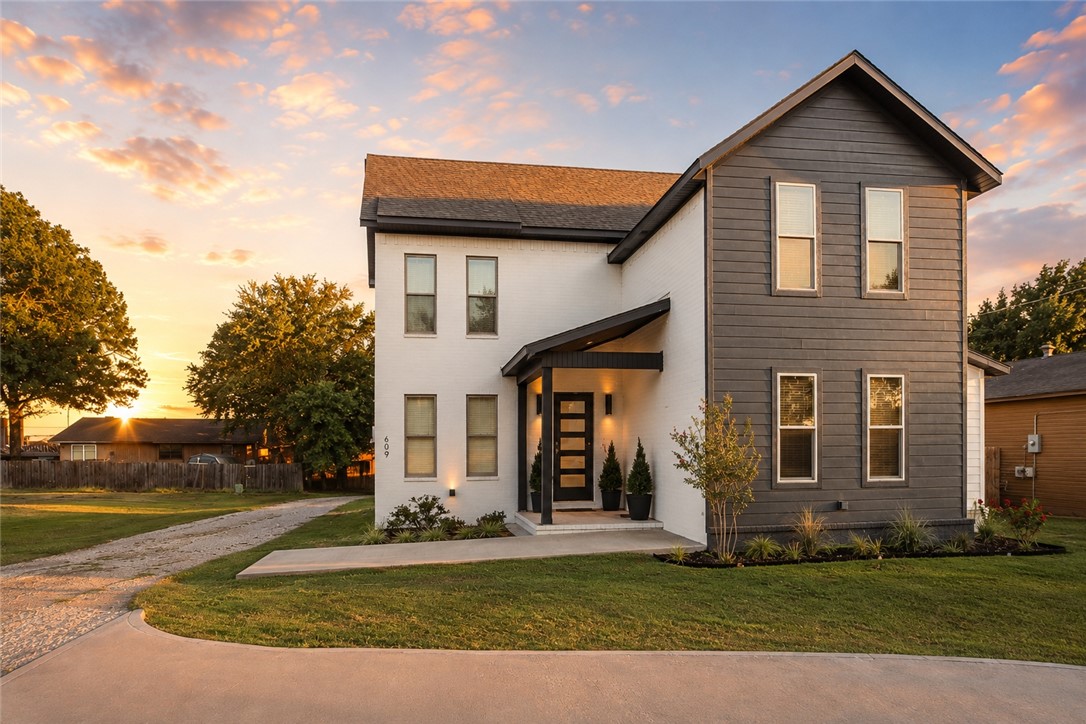 main property photo 0