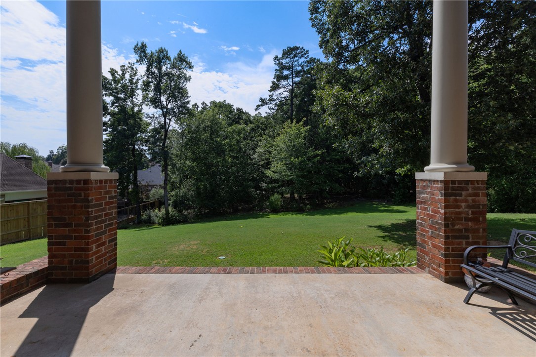 main property photo 45