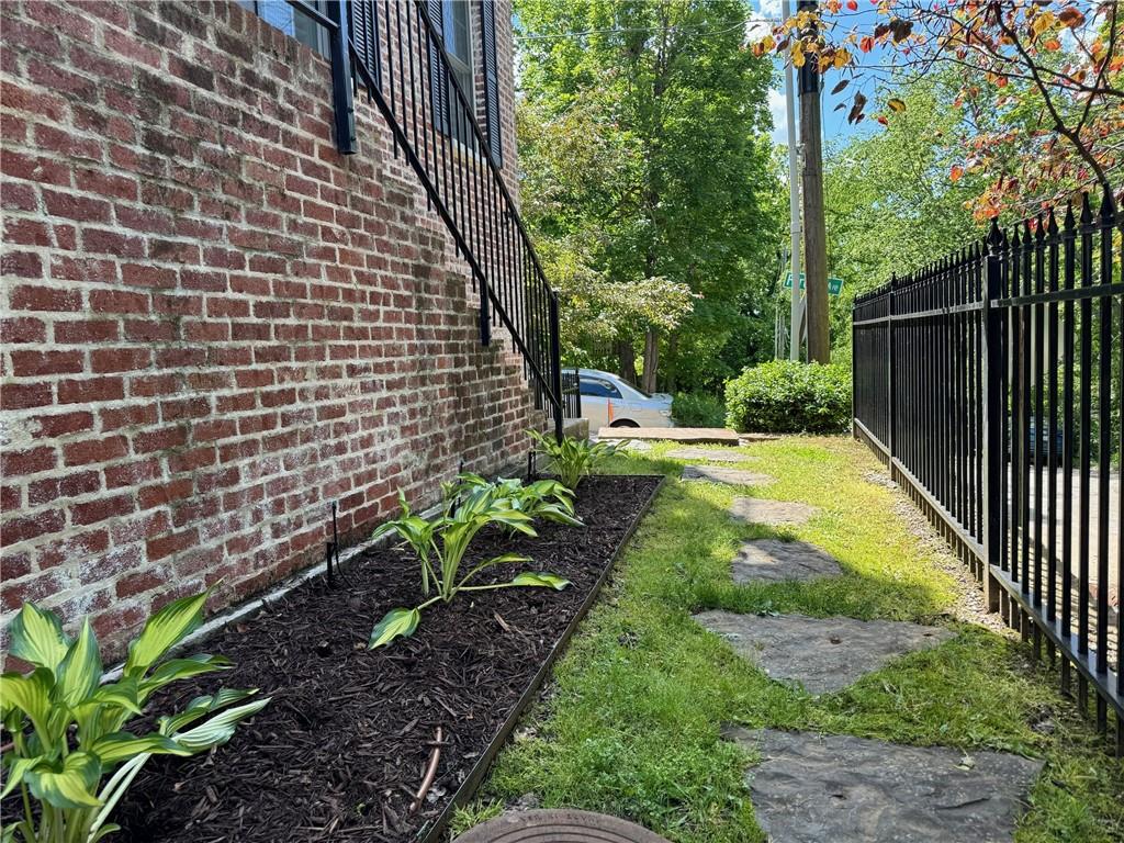 main property photo 38