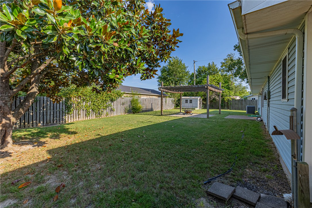 main property photo 28
