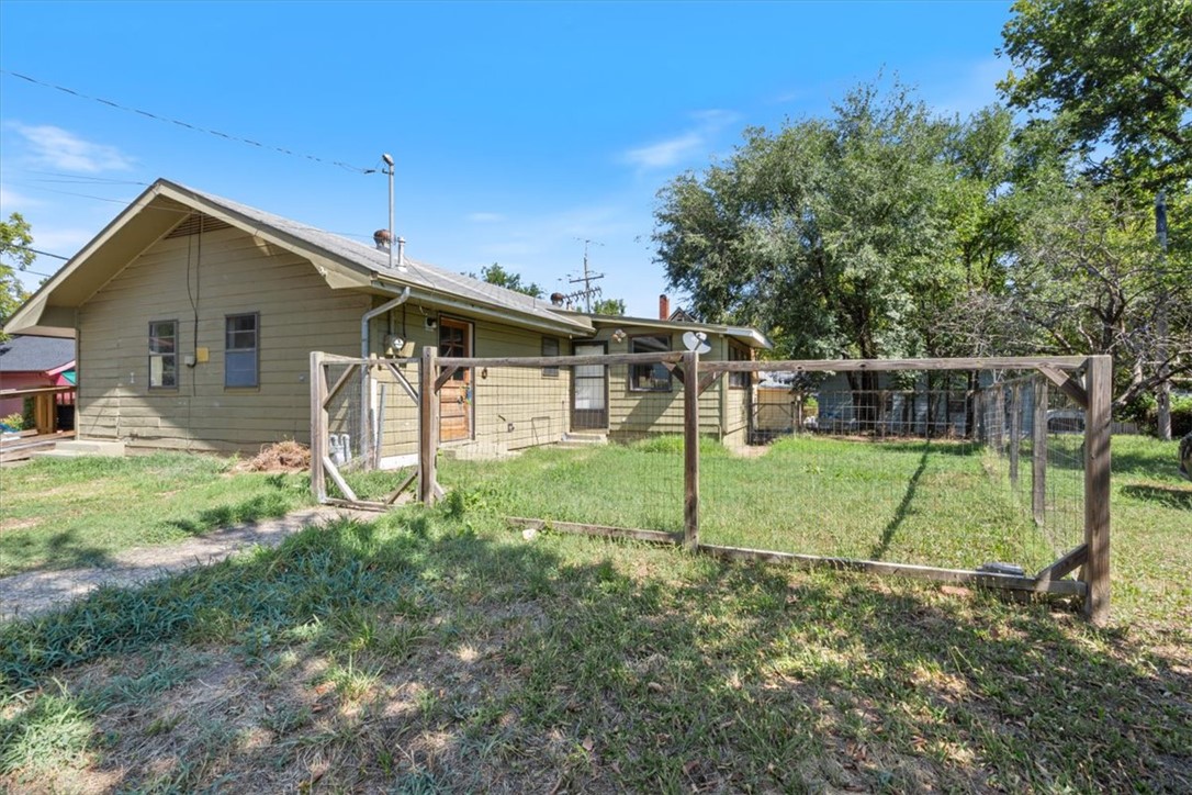 main property photo 19