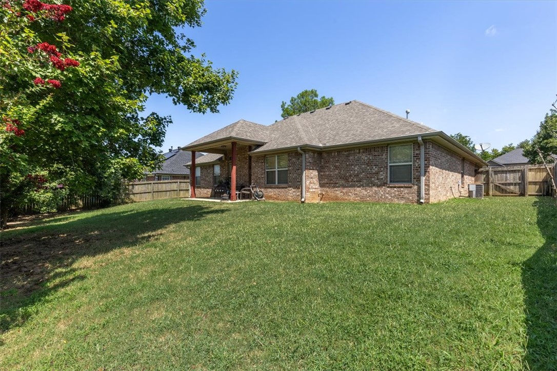 main property photo 29