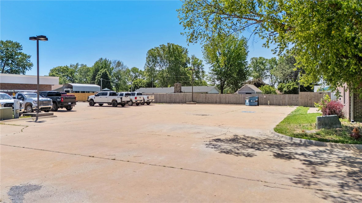 main property photo 38