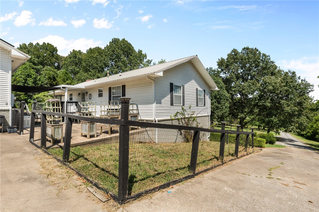main property photo 44