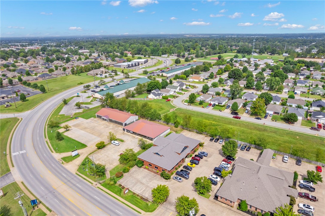 main property photo 19