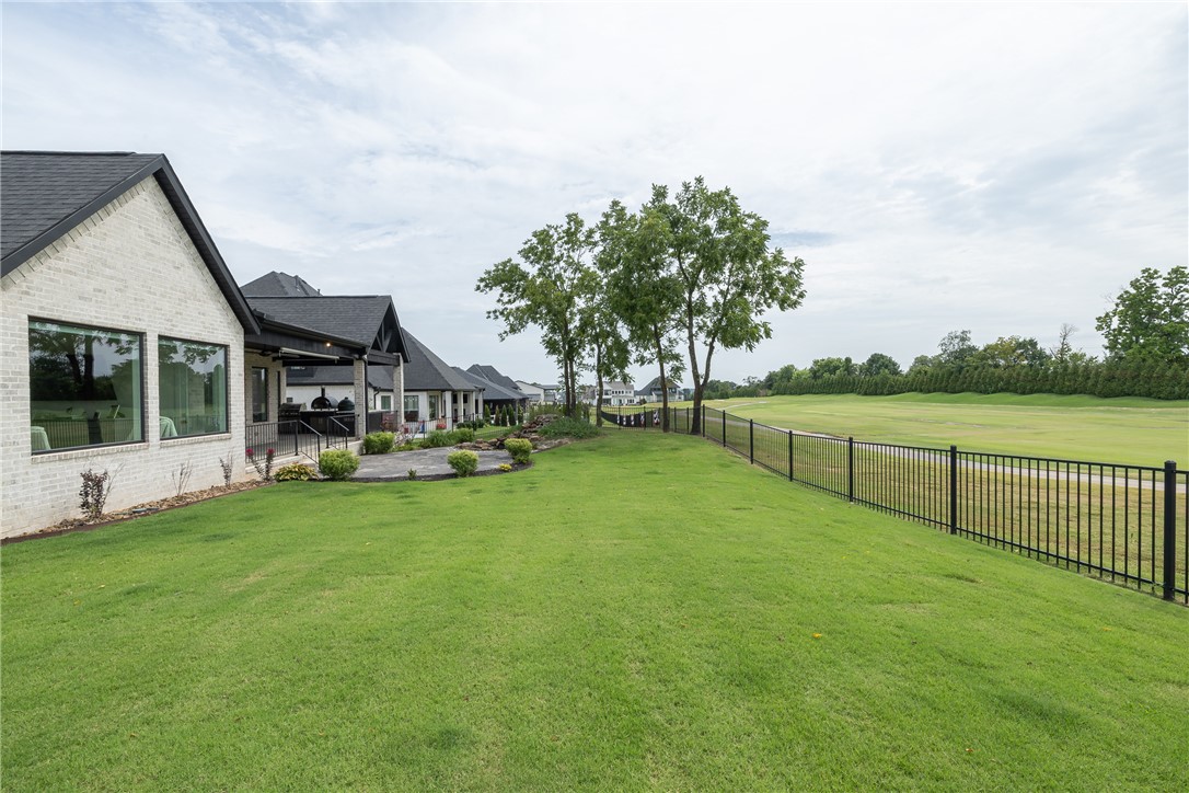 main property photo 49