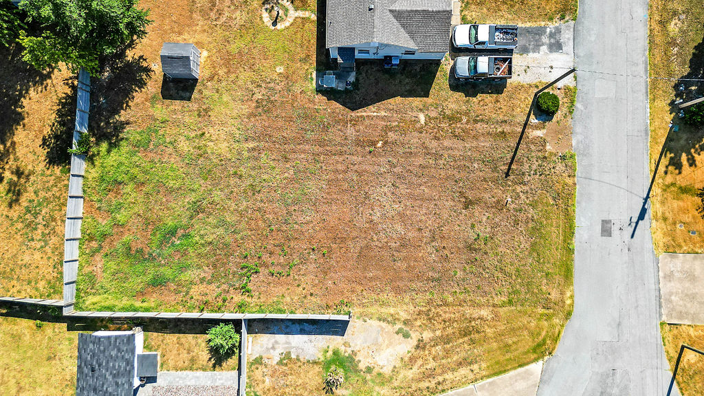 main property photo 13