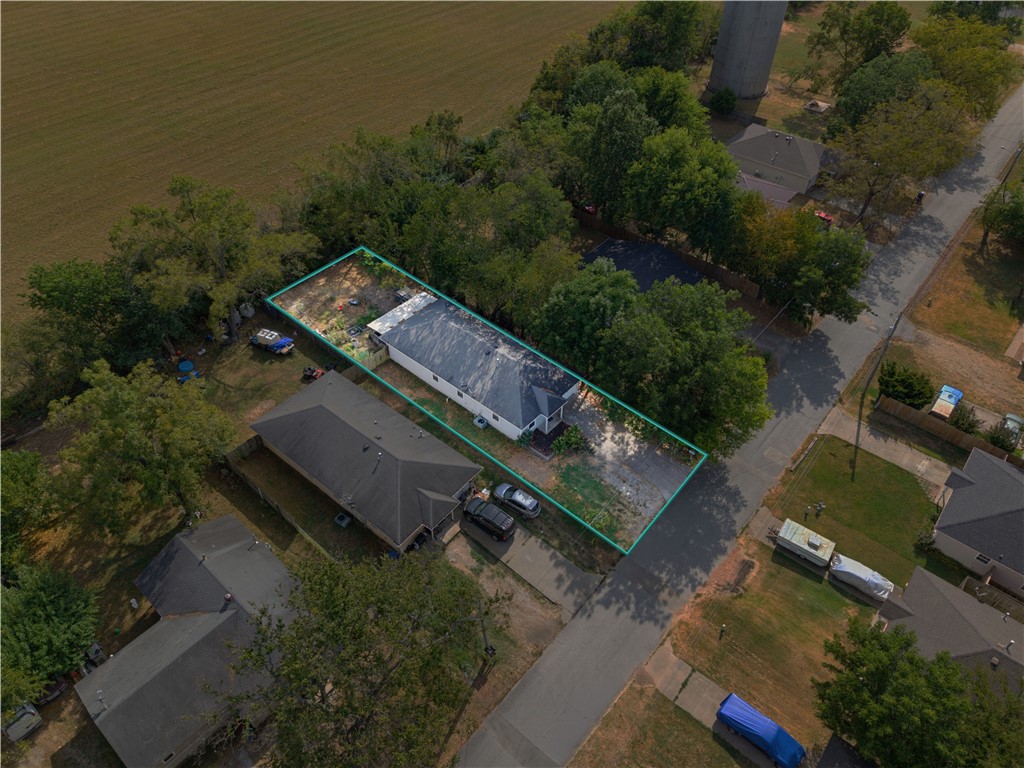 main property photo 18