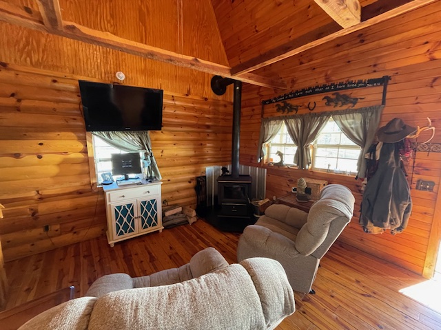 main property photo 9