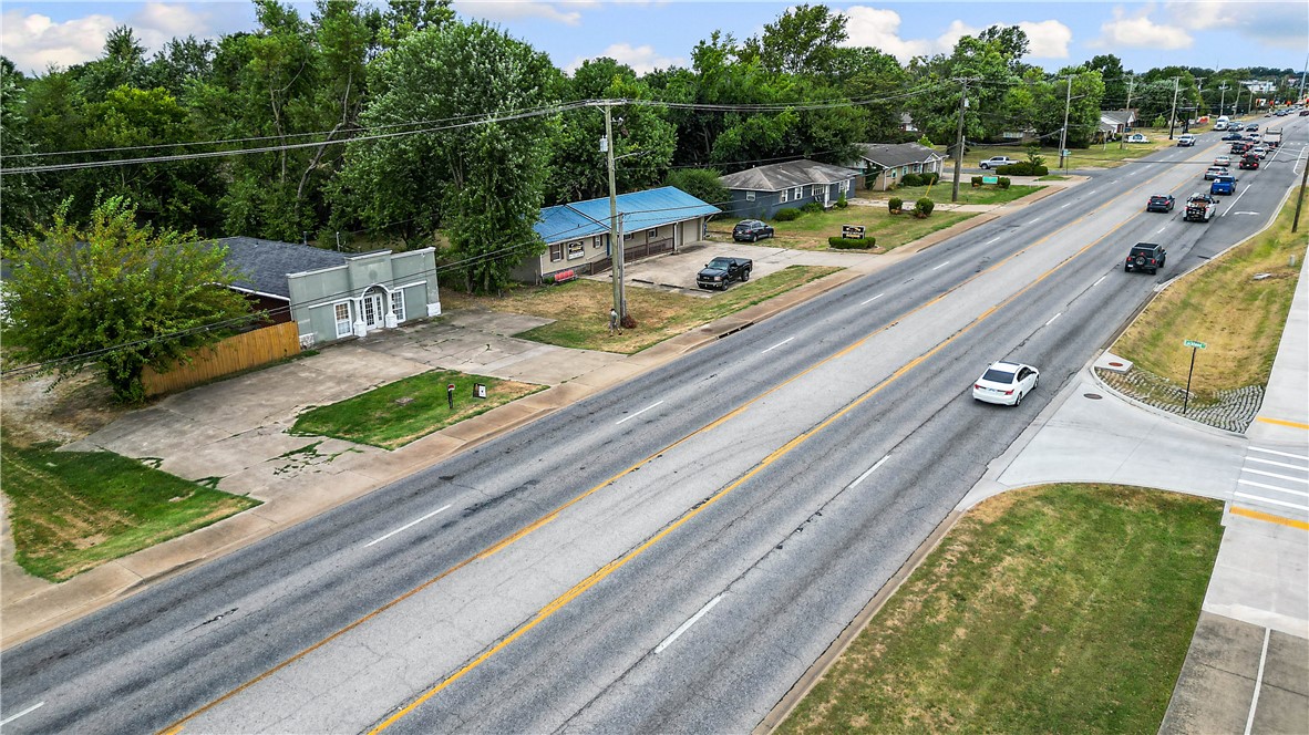 main property photo 14