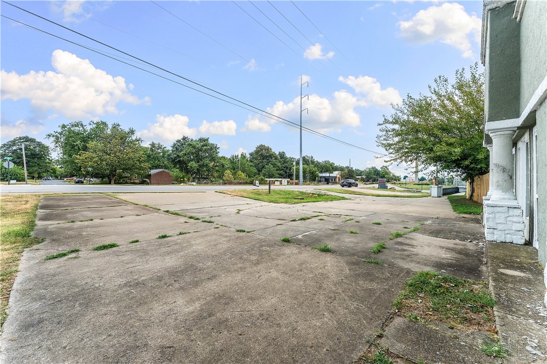 main property photo 15