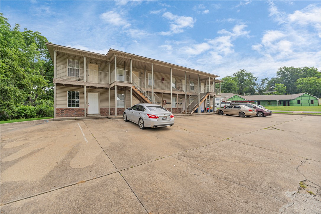main property photo 9