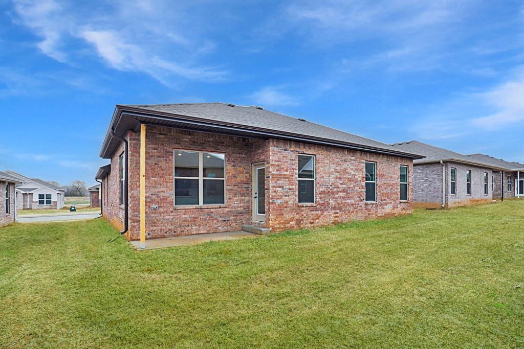 main property photo 29