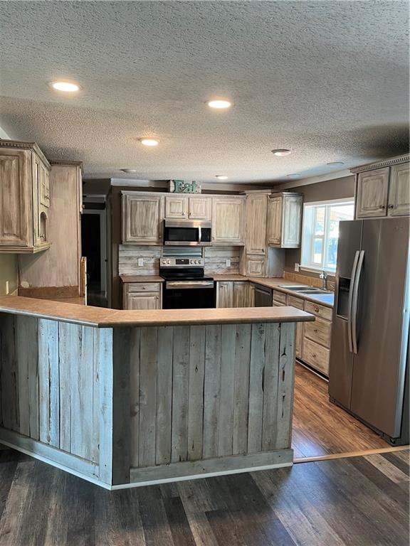 main property photo 20