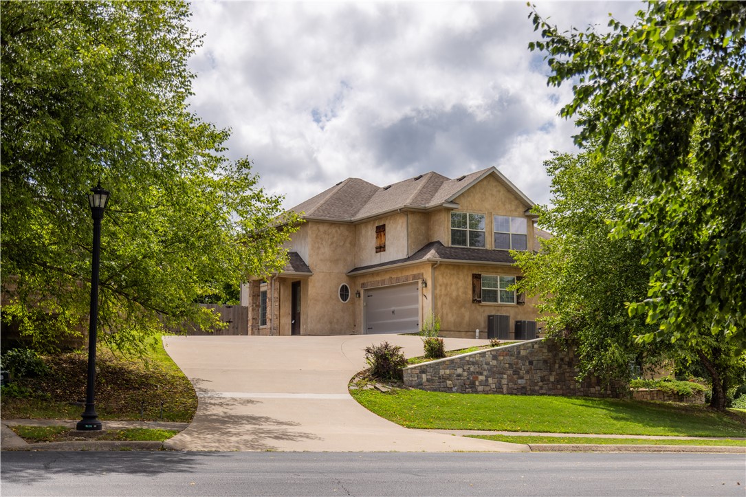main property photo 30