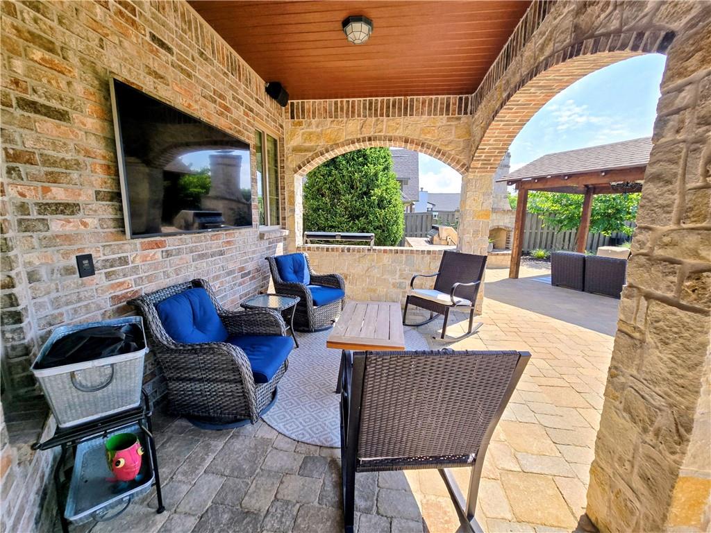 main property photo 43