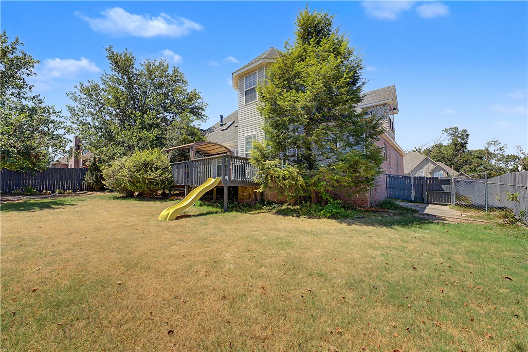 main property photo 37