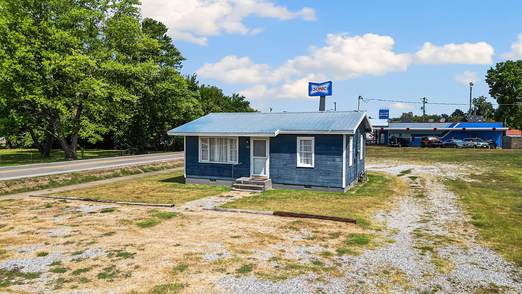 main property photo 17
