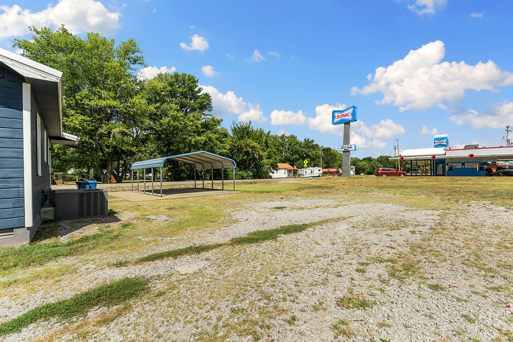main property photo 25