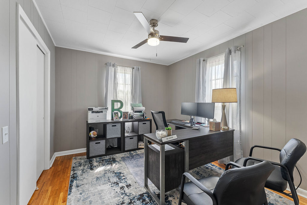 main property photo 37