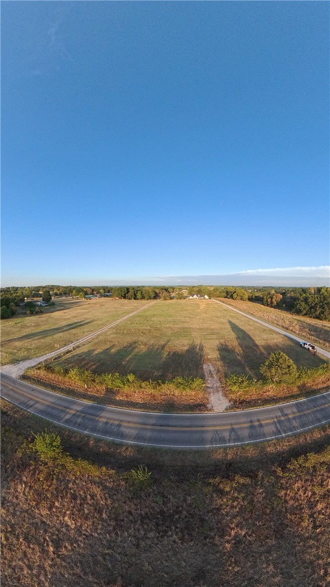 main property photo 7