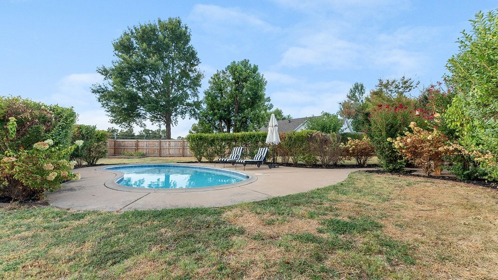 main property photo 54