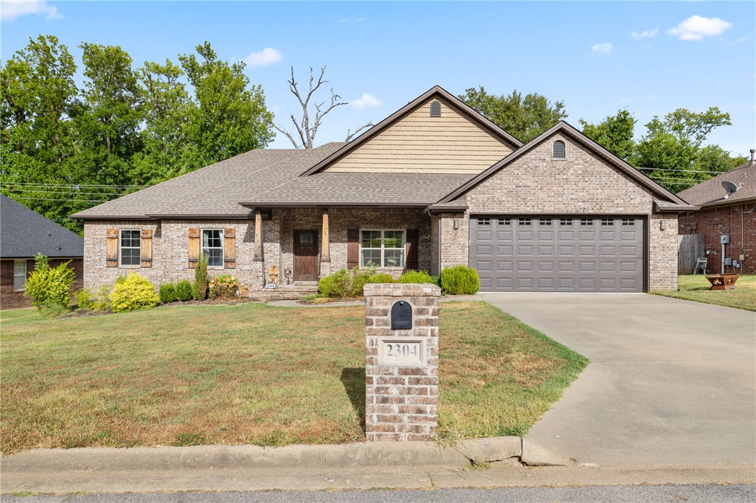 main property photo 2