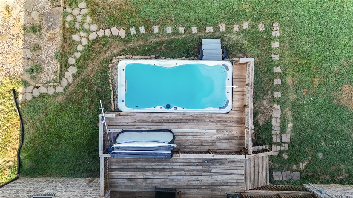 main property photo 47