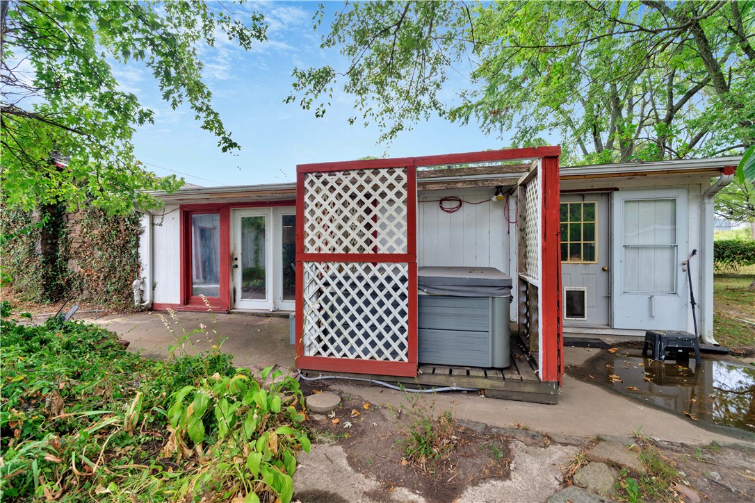 main property photo 37
