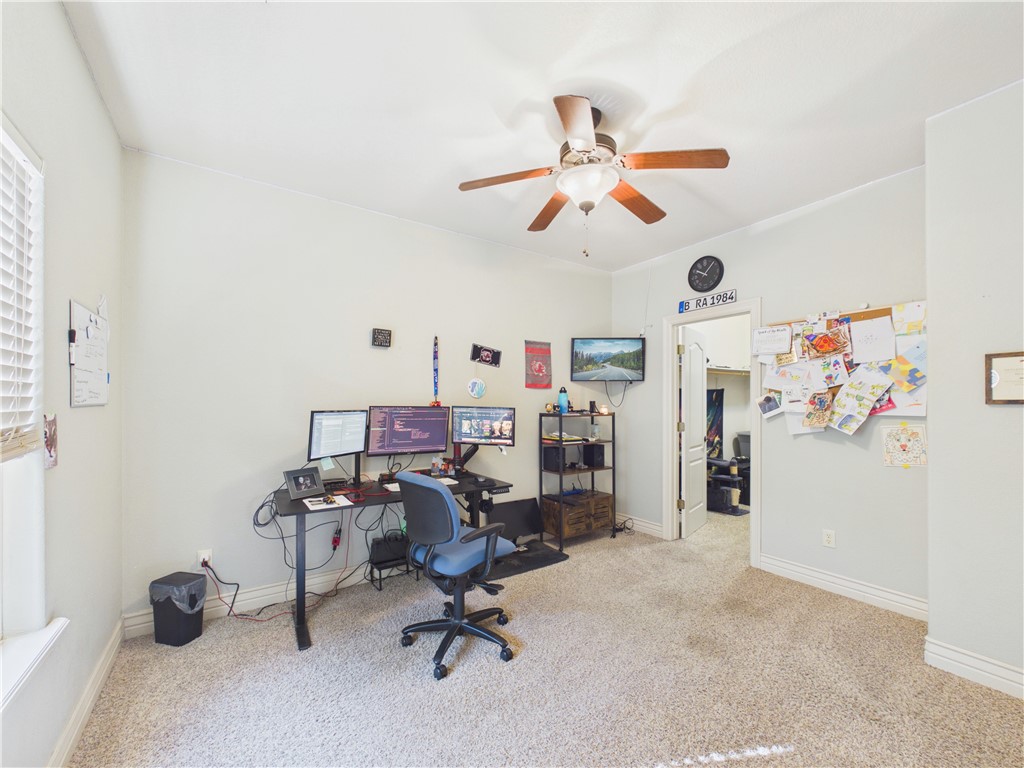 main property photo 30