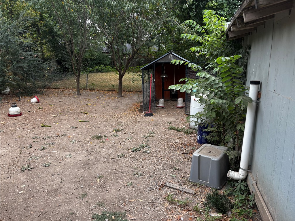 main property photo 22