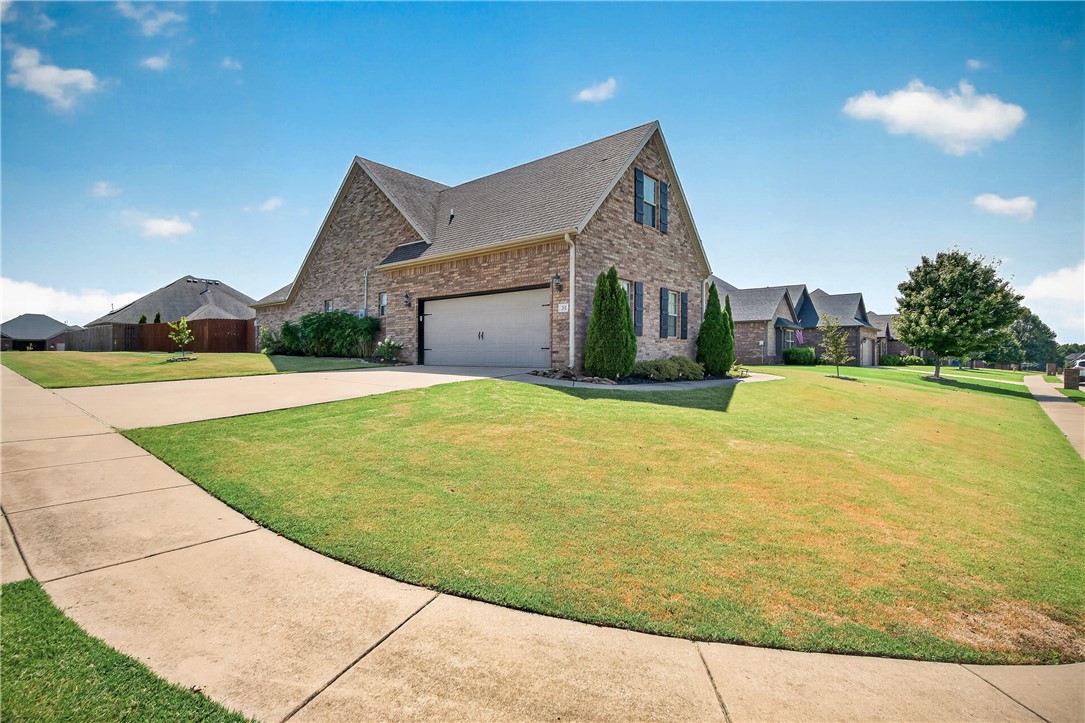 main property photo 29