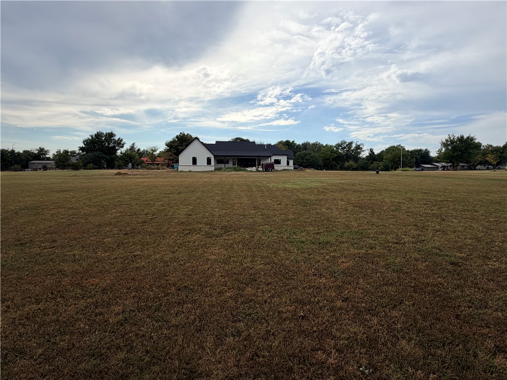 main property photo 47