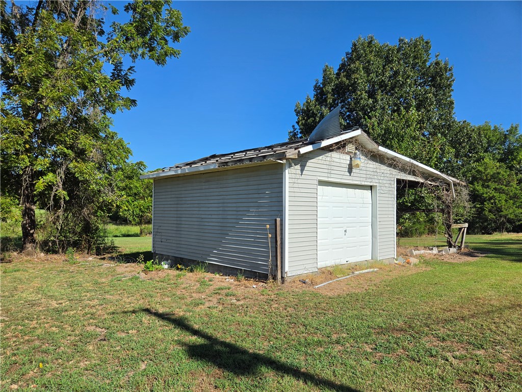 main property photo 15
