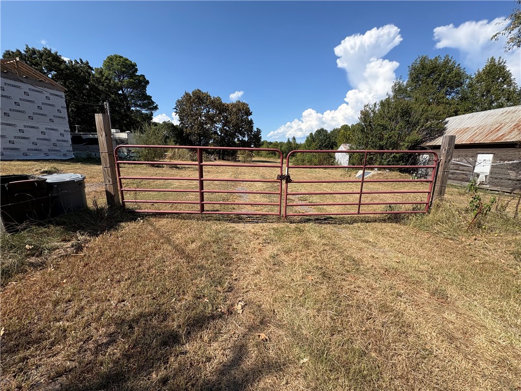 main property photo 30