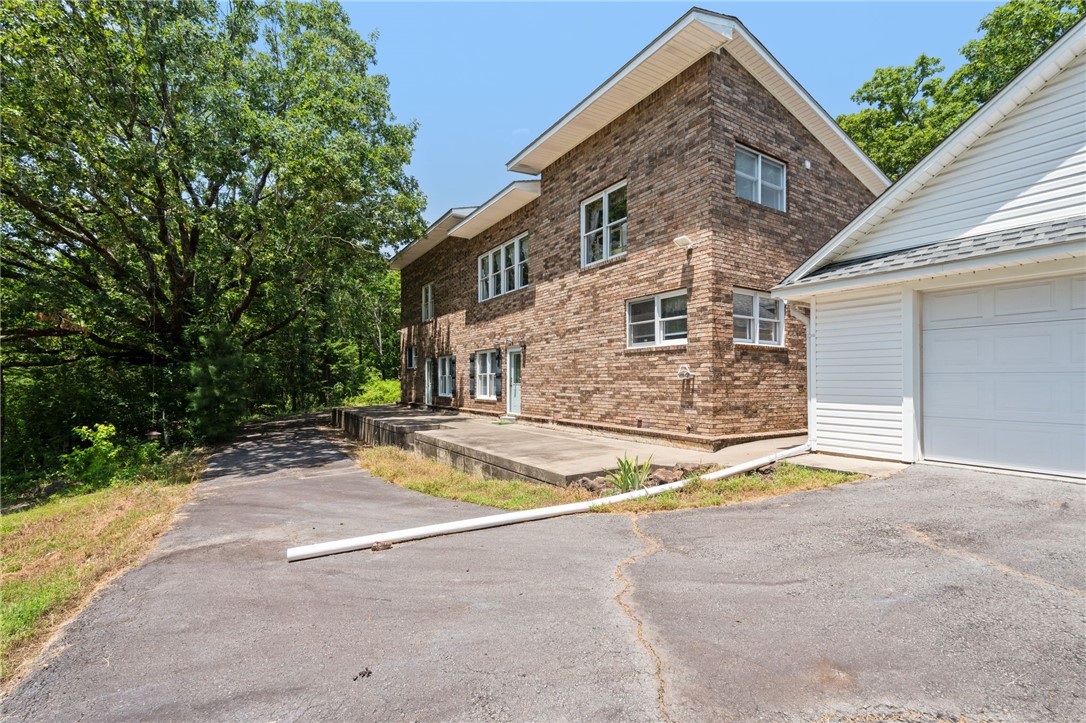 main property photo 6