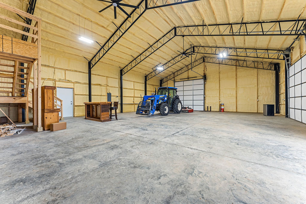 main property photo 36