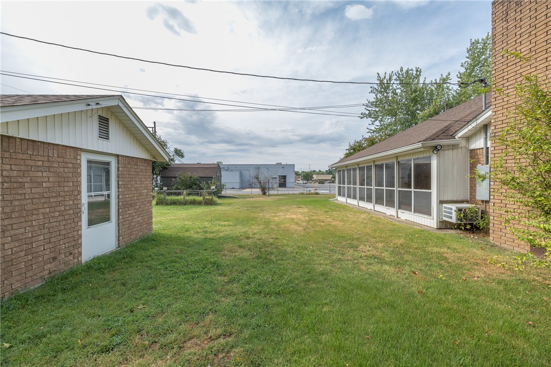 main property photo 40