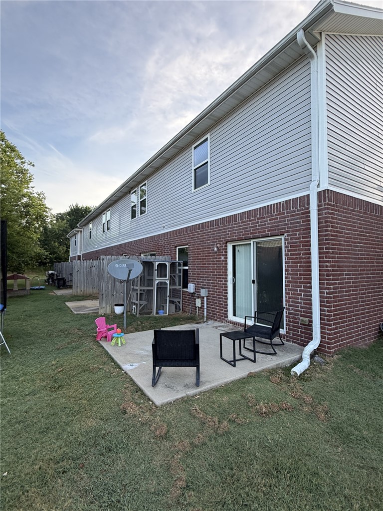 main property photo 18