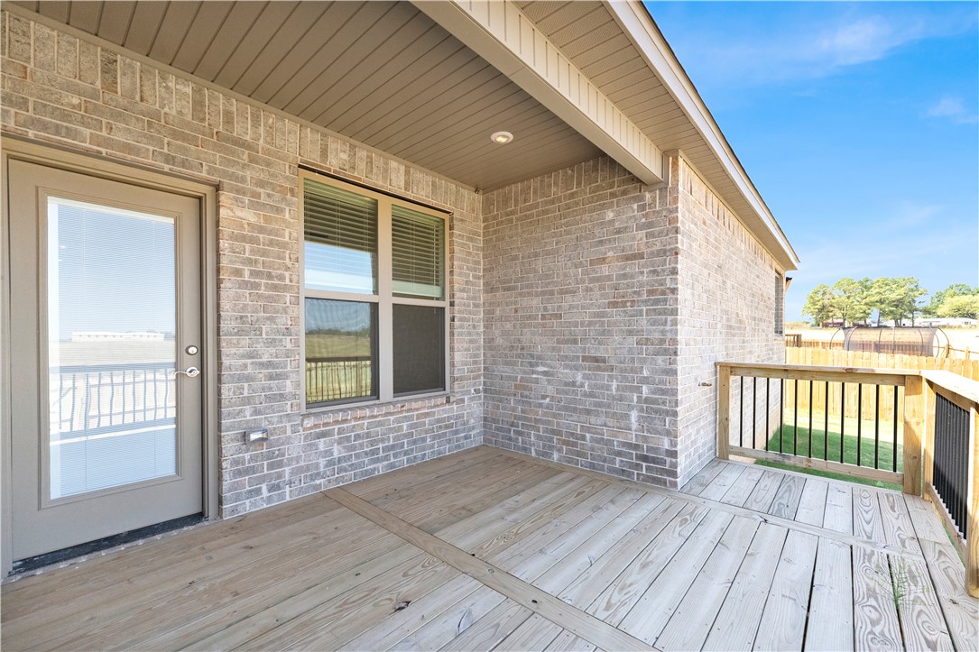 main property photo 17