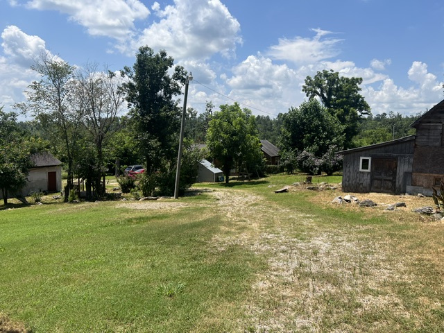 main property photo 11
