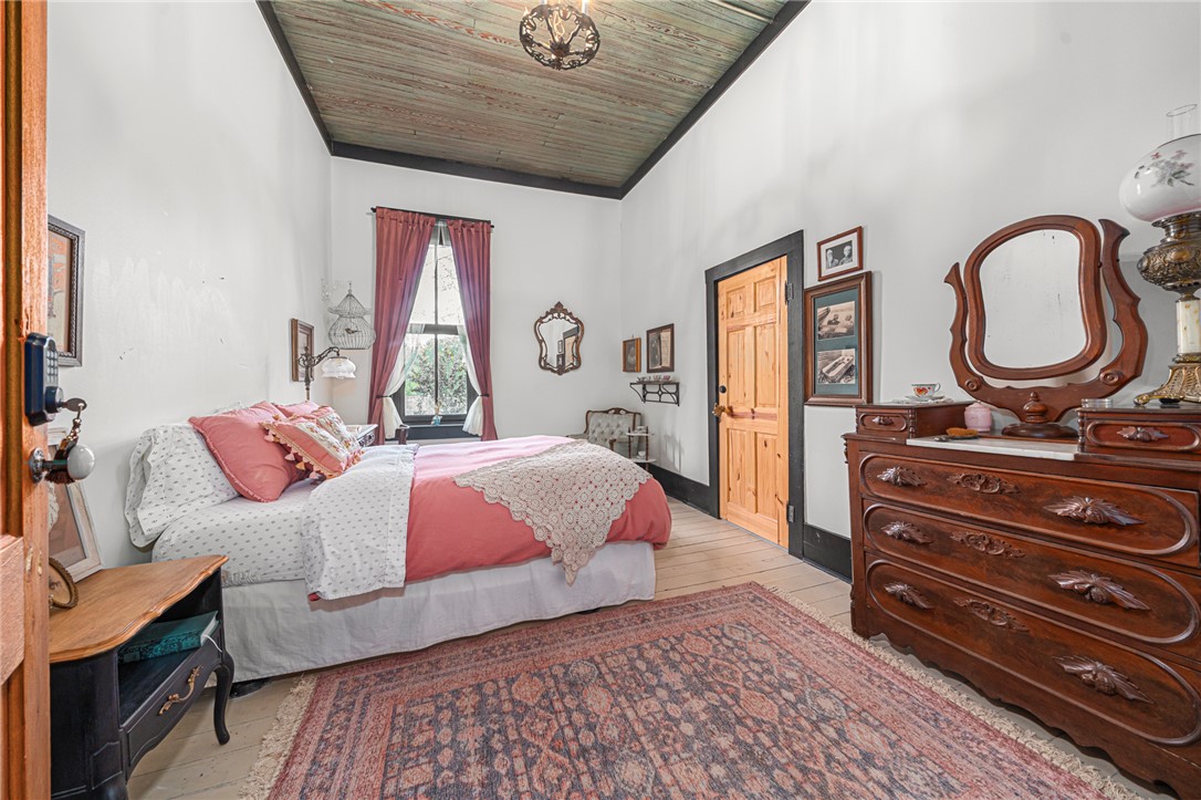 main property photo 54