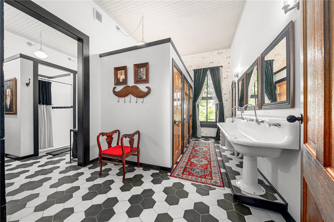 main property photo 56