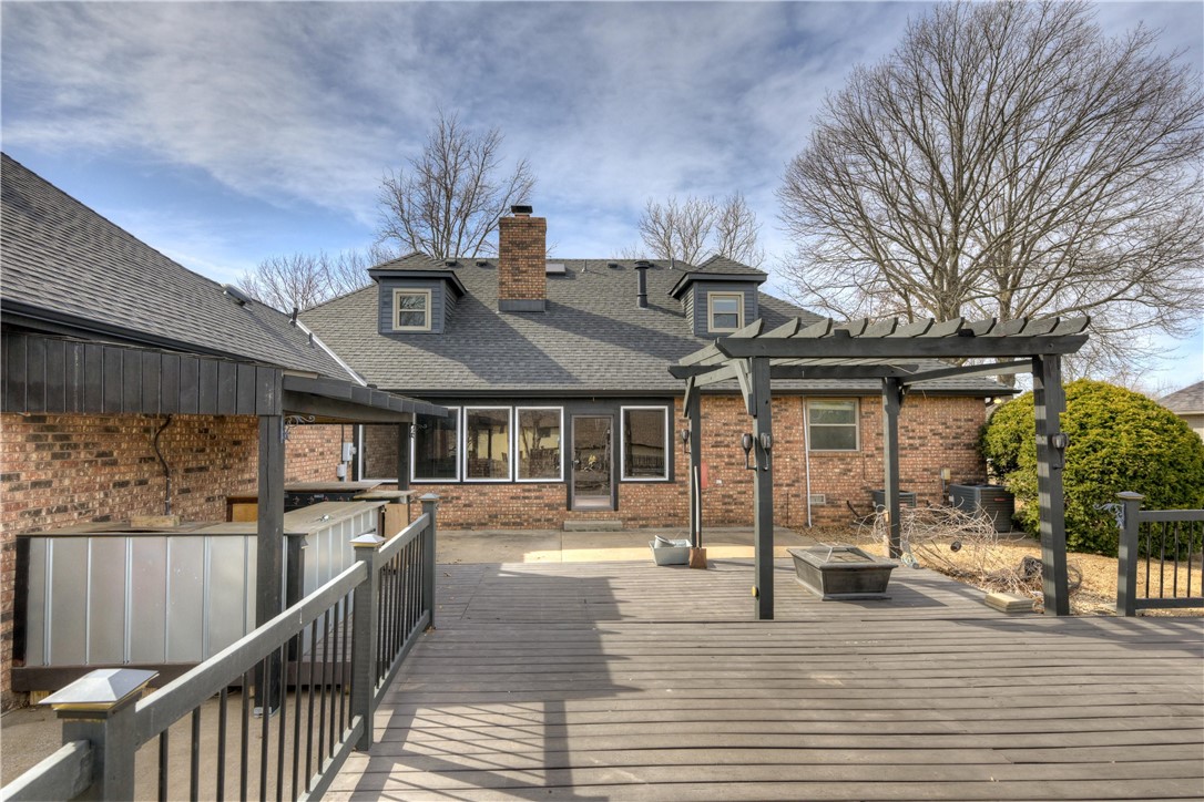 main property photo 19