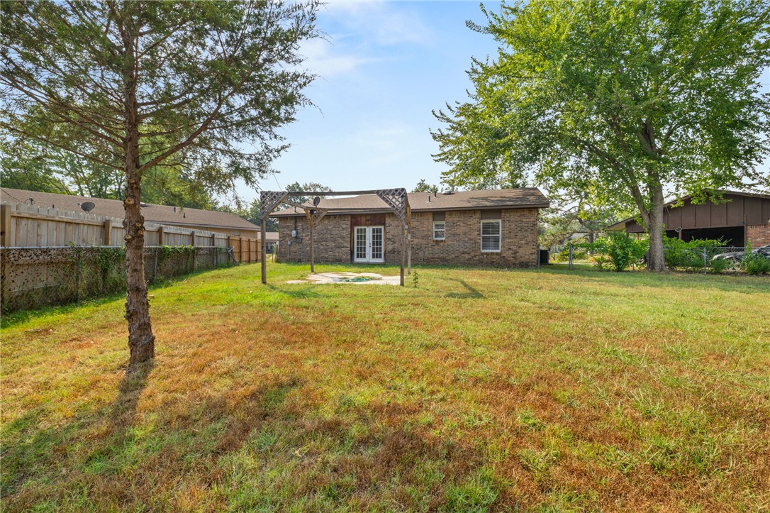 main property photo 22