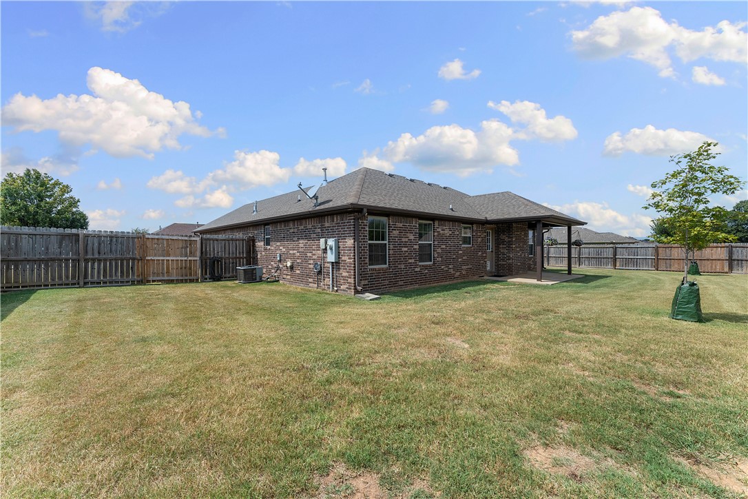 main property photo 31