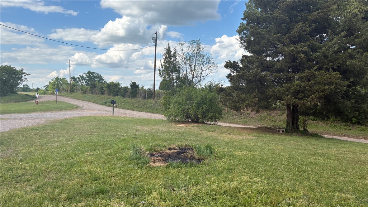 main property photo 28