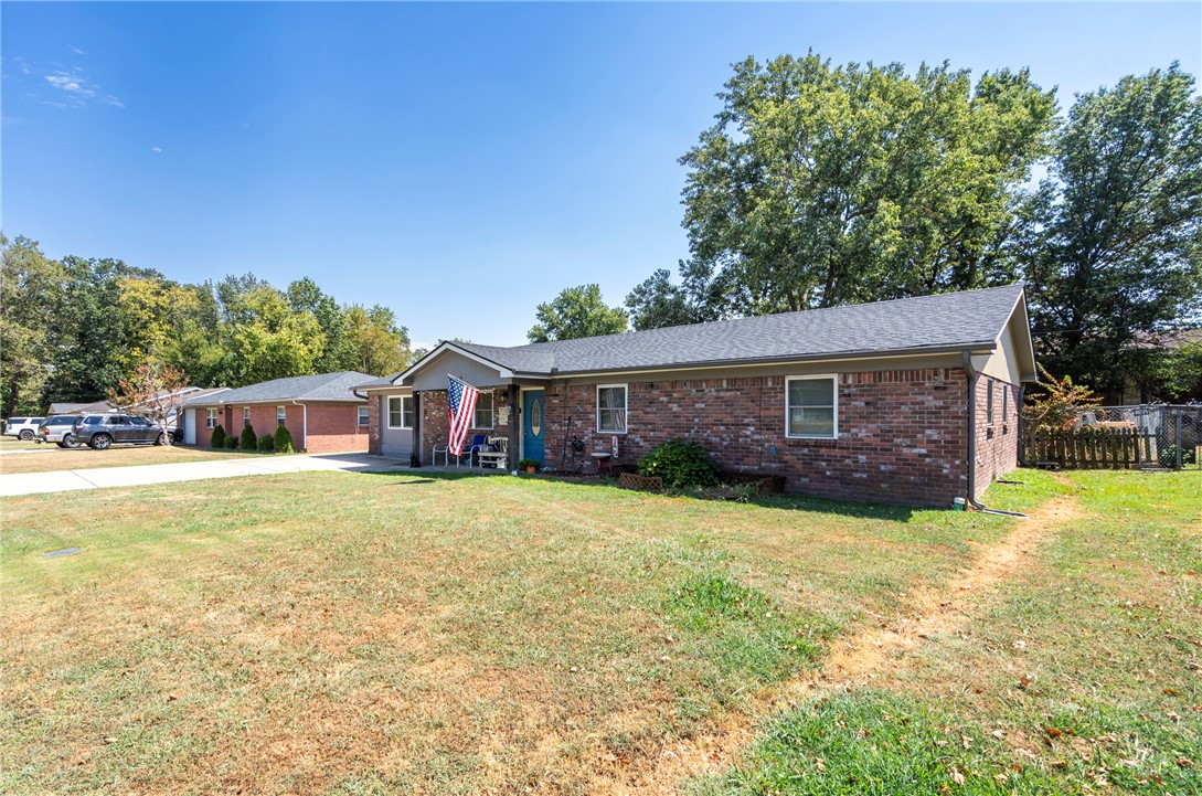 main property photo 2