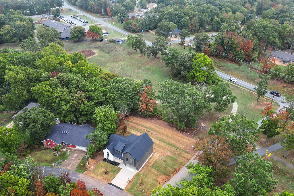 main property photo 44