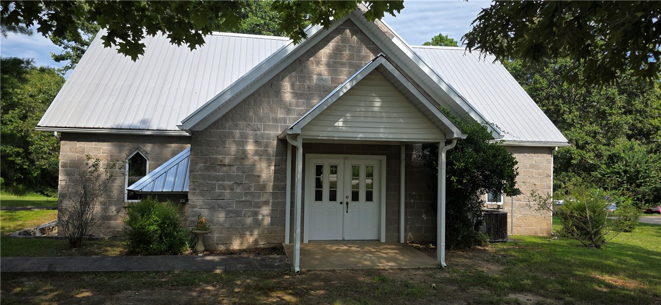 main property photo 0